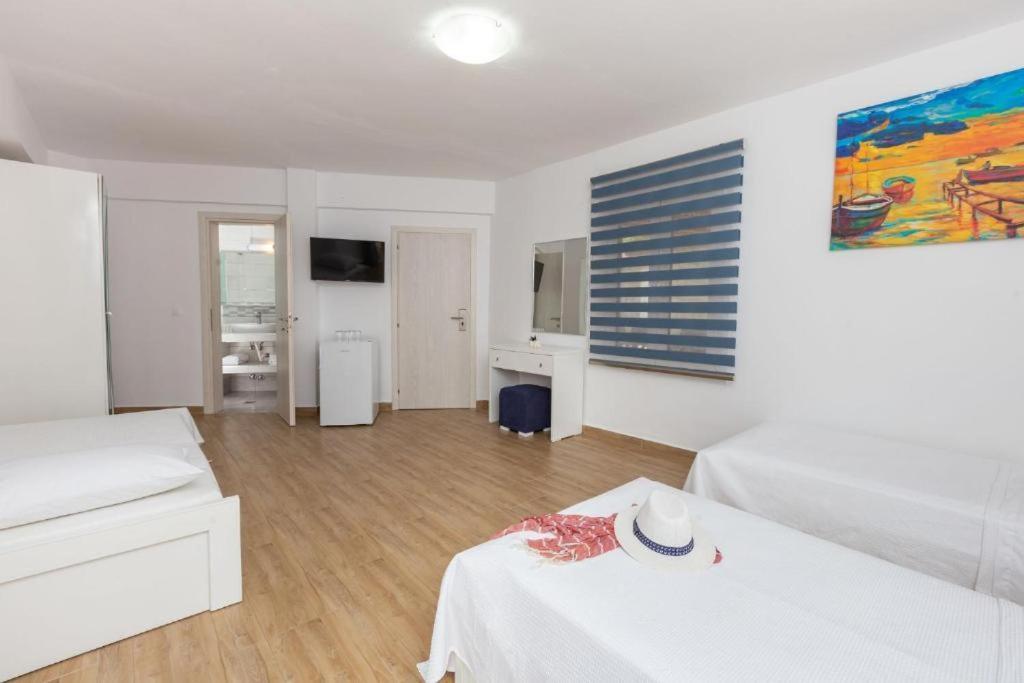 Angelina Hotel Ormos Panagias Dış mekan fotoğraf